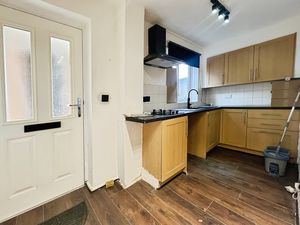 Kitchen Diner- click for photo gallery